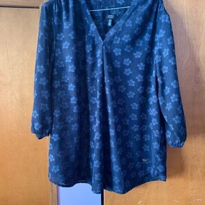 Jones New York Navy Floral Blouse